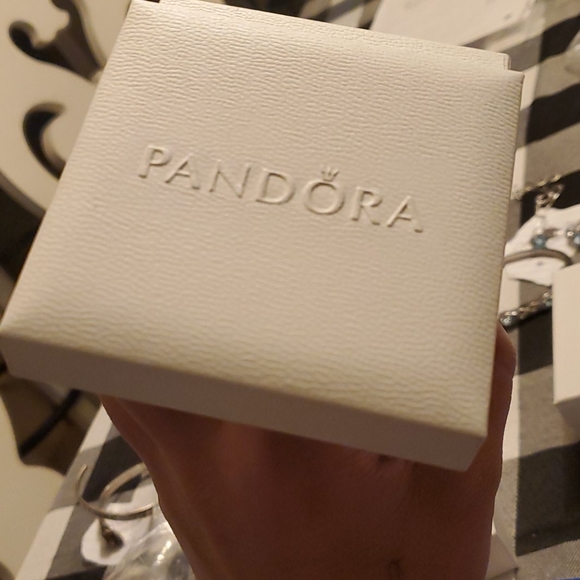 Pandora 6" bracelet - Picture 3 of 5